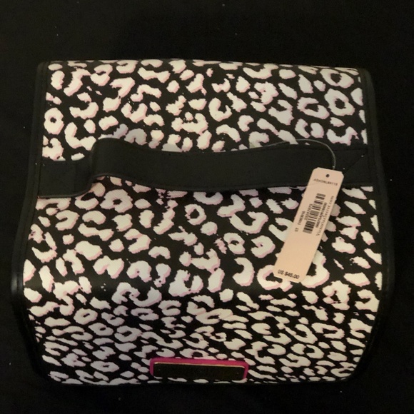 Victoria's Secret travel makeup case - Picture 3 of 8